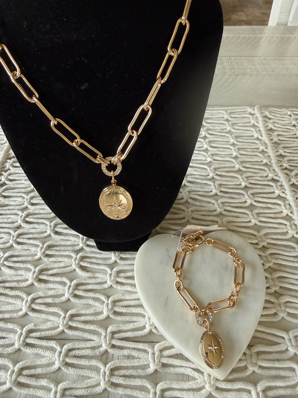 Gold Link Pendant Necklace and Bracelet Set